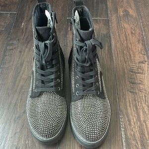 NEW ❤️ Madden Girl Shoes